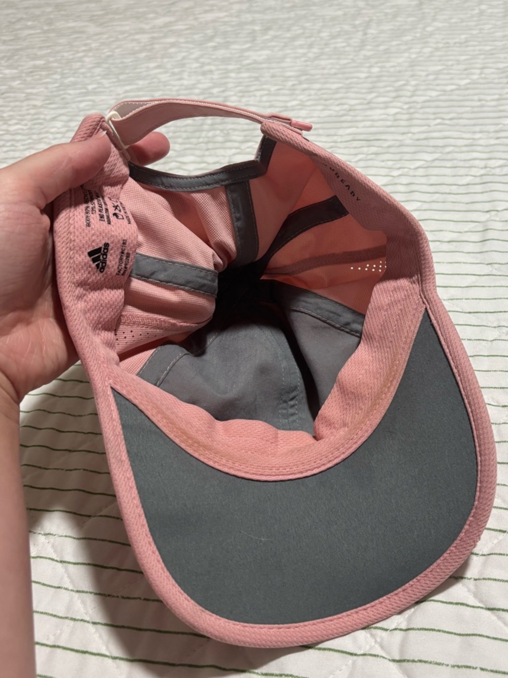 Women’s Adidas Hat - Picture 3 of 4